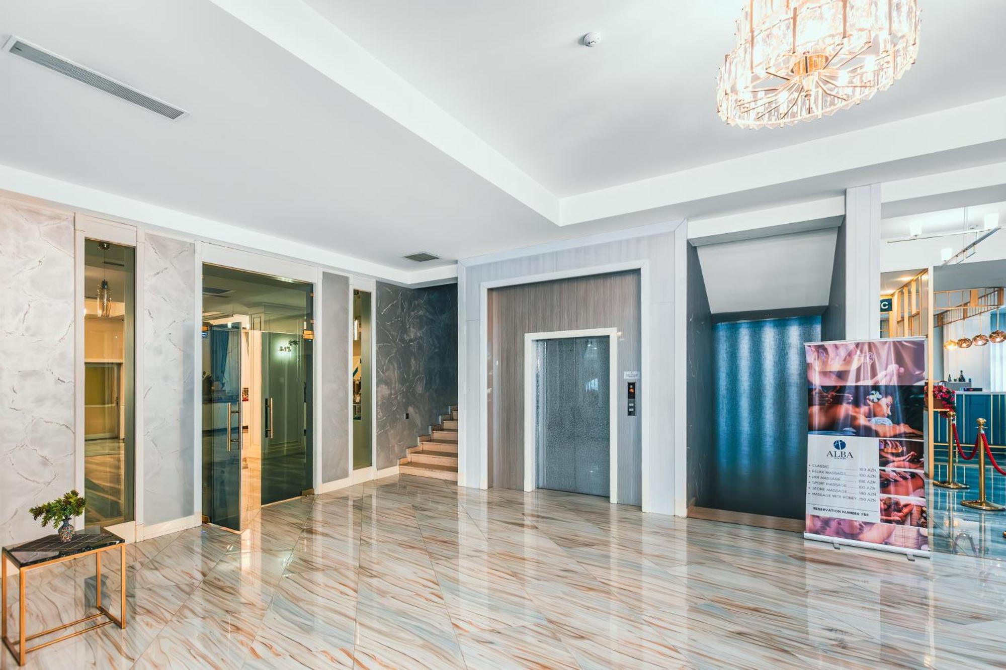 Alba Hotel & Spa Baku Exterior photo Lobby of the hotel