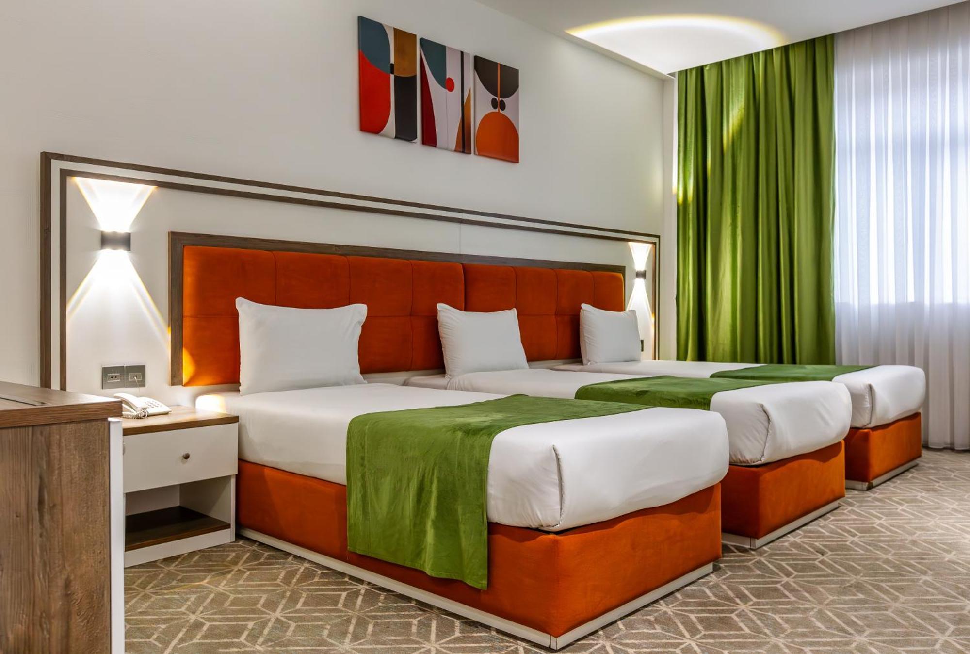 Alba Hotel & Spa Baku Exterior photo Family room